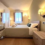 Apartment La Luce Di Siena